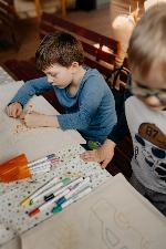 Malování v altánu