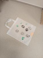 Potiskaná látková taška, bramborovým razítkem.